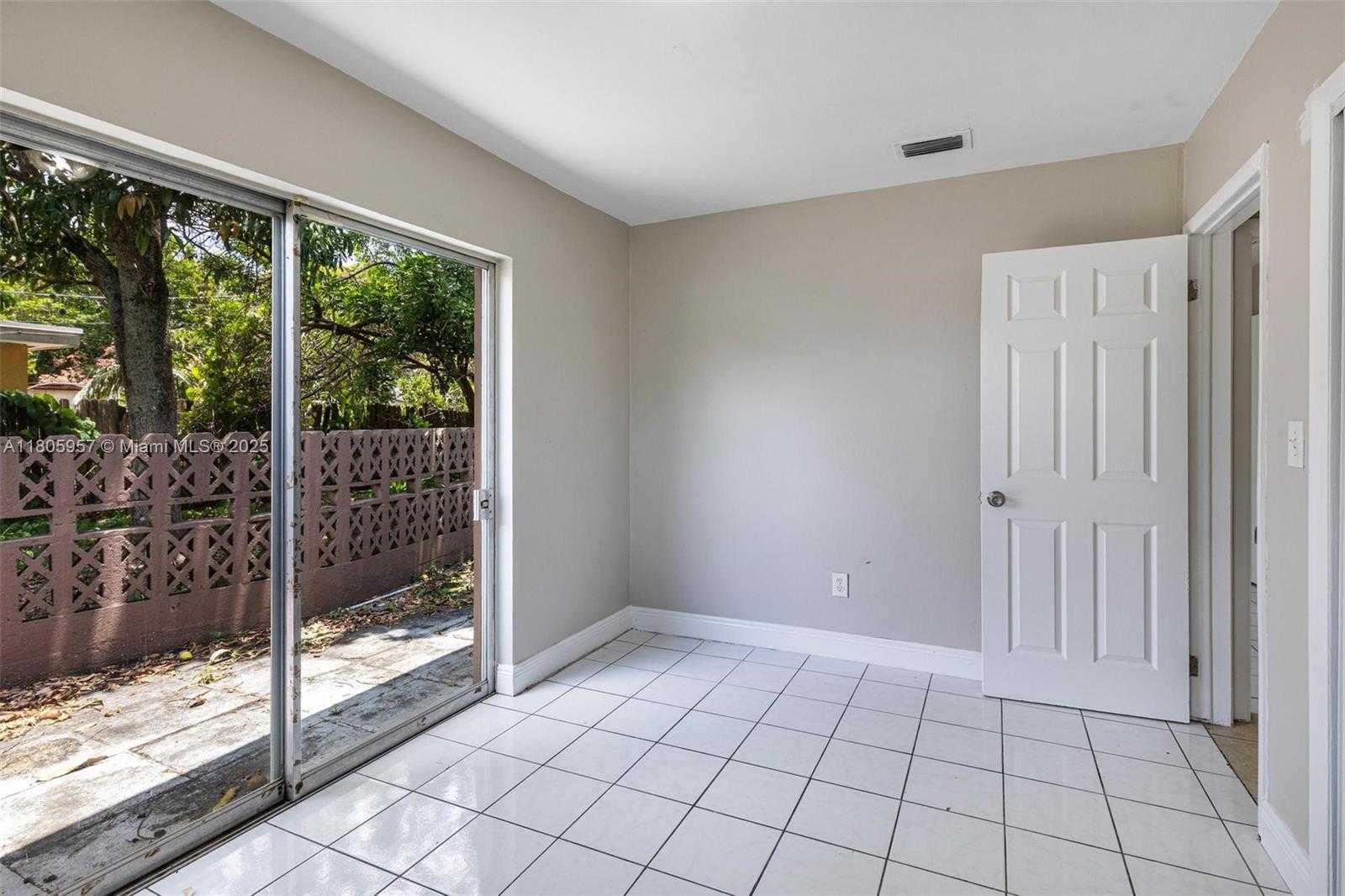 Small Image of 4960 NORTH WEST 11TH CT, Lauderhill Number 14