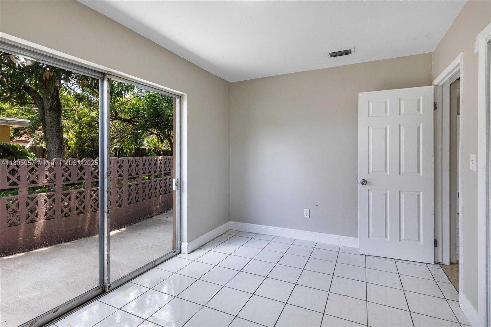 Small Image of 4960 NORTH WEST 11TH CT, Lauderhill Number 15