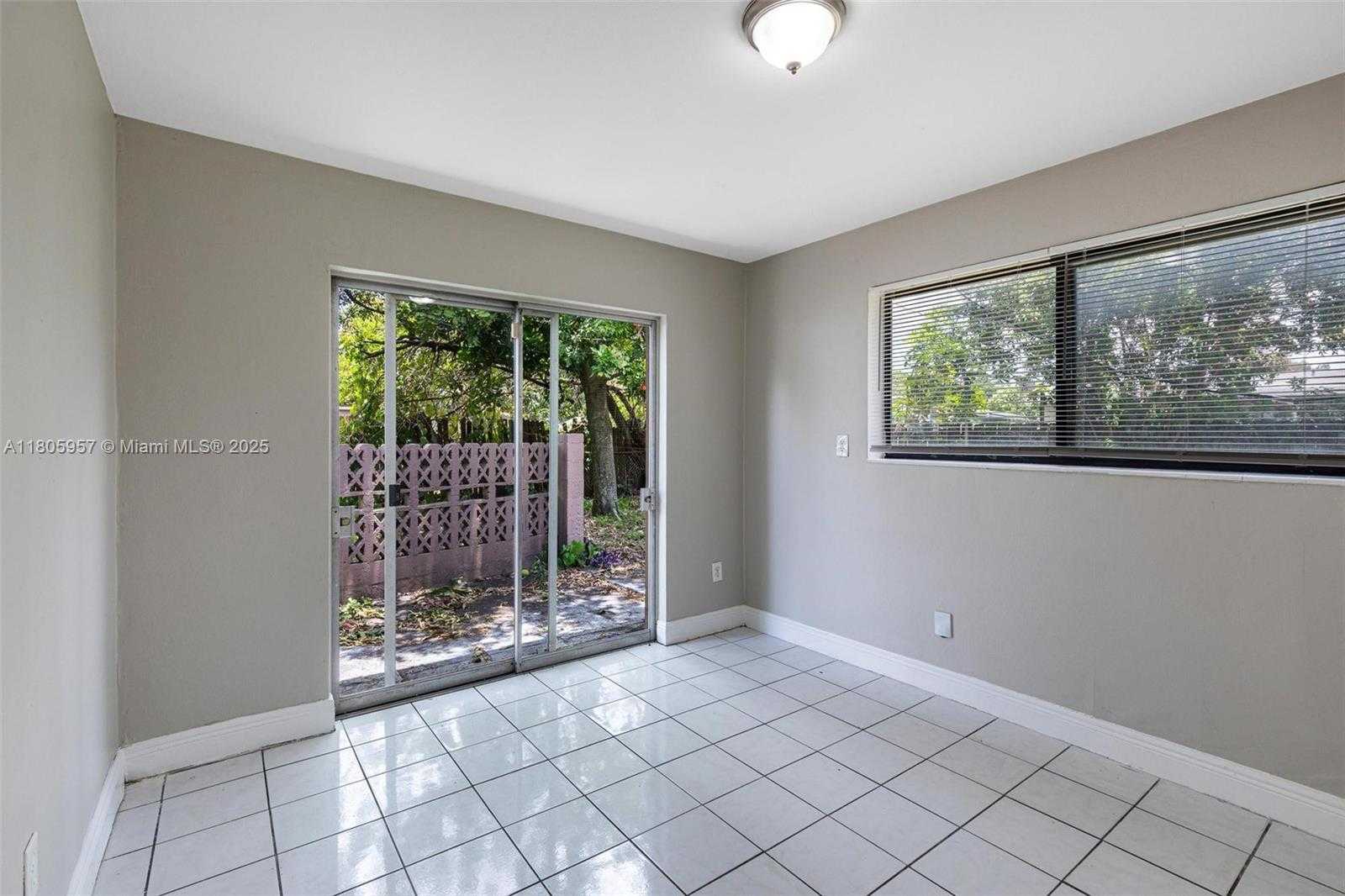 Small Image of 4960 NORTH WEST 11TH CT, Lauderhill Number 16