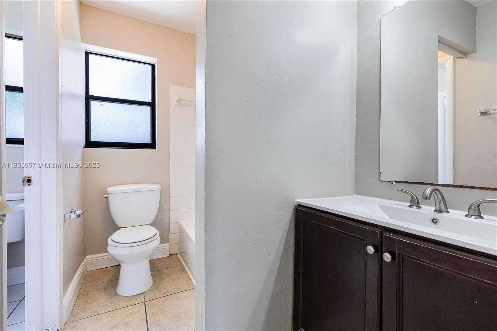 Small Image of 4960 NORTH WEST 11TH CT, Lauderhill Number 20