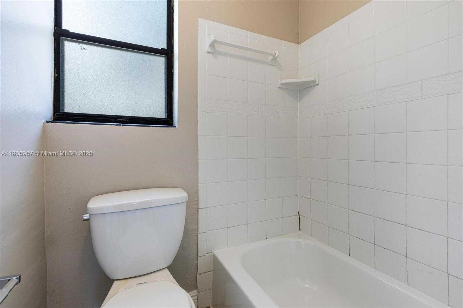 Small Image of 4960 NORTH WEST 11TH CT, Lauderhill Number 21