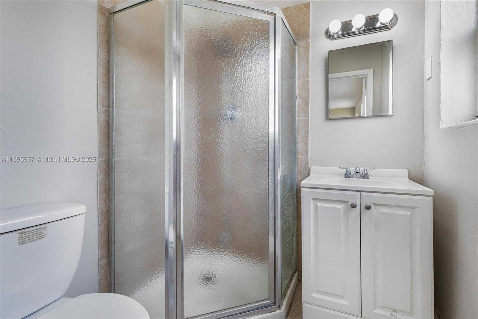 Small Image of 4960 NORTH WEST 11TH CT, Lauderhill Number 28