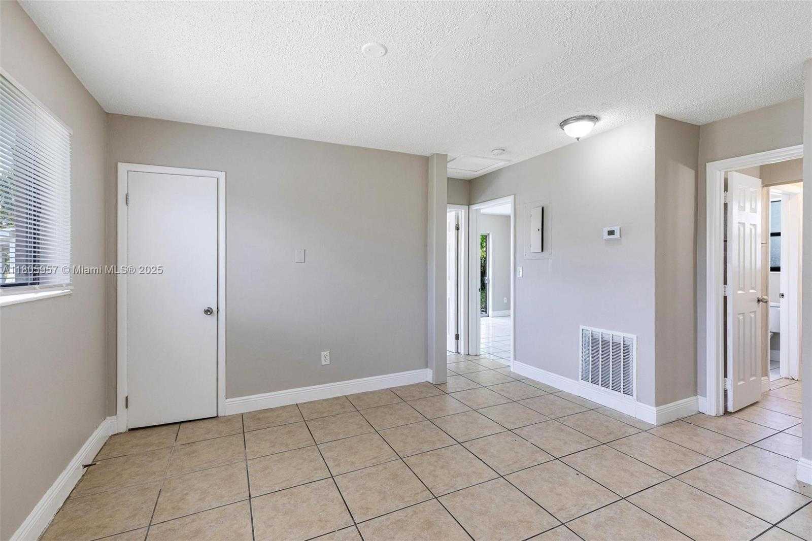 Small Image of 4960 NORTH WEST 11TH CT, Lauderhill Number 6