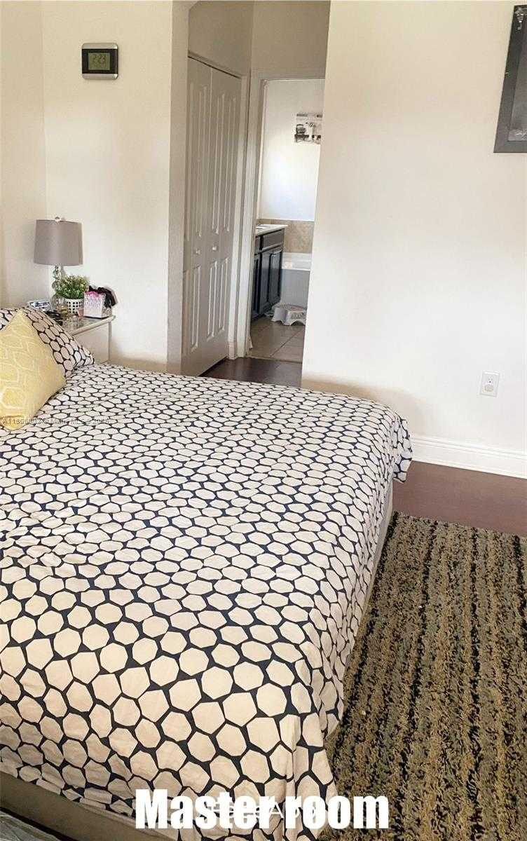 Small Image of 28010 SOUTH WEST 132ND AVE, Homestead Number 6