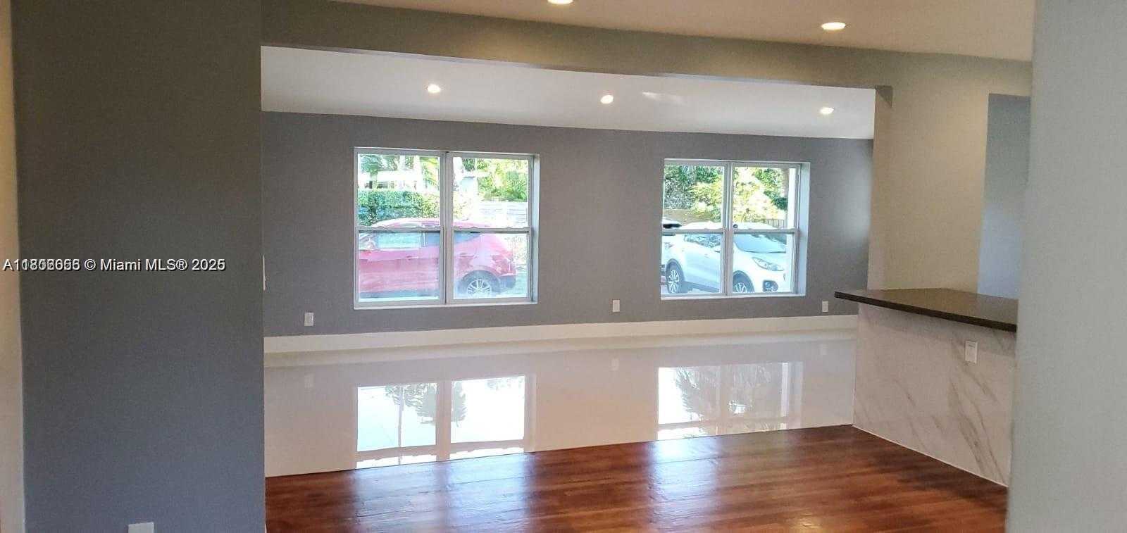 Small Image of 138 NORTH EAST 109TH ST, Miami Shores Number 11