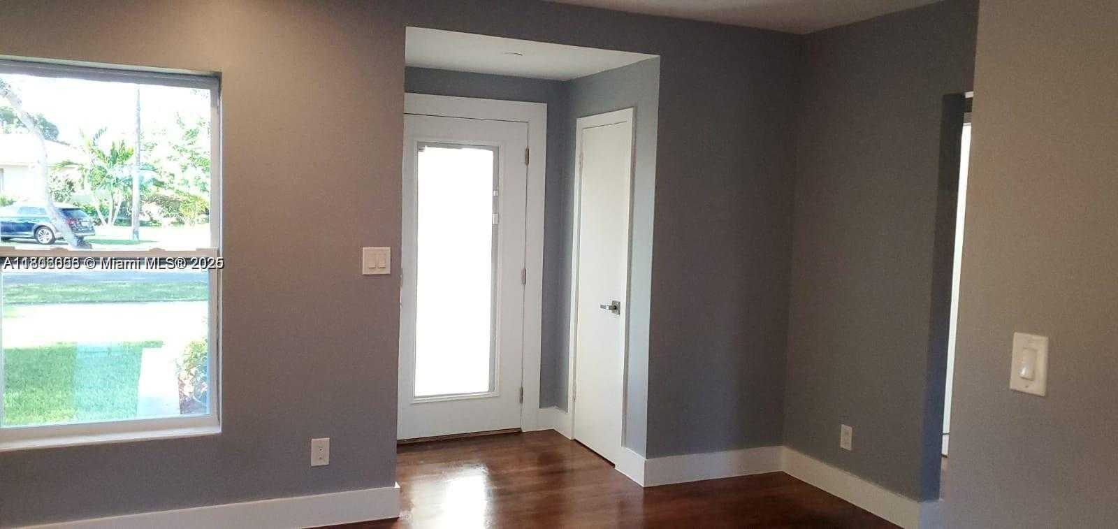 Small Image of 138 NORTH EAST 109TH ST, Miami Shores Number 13