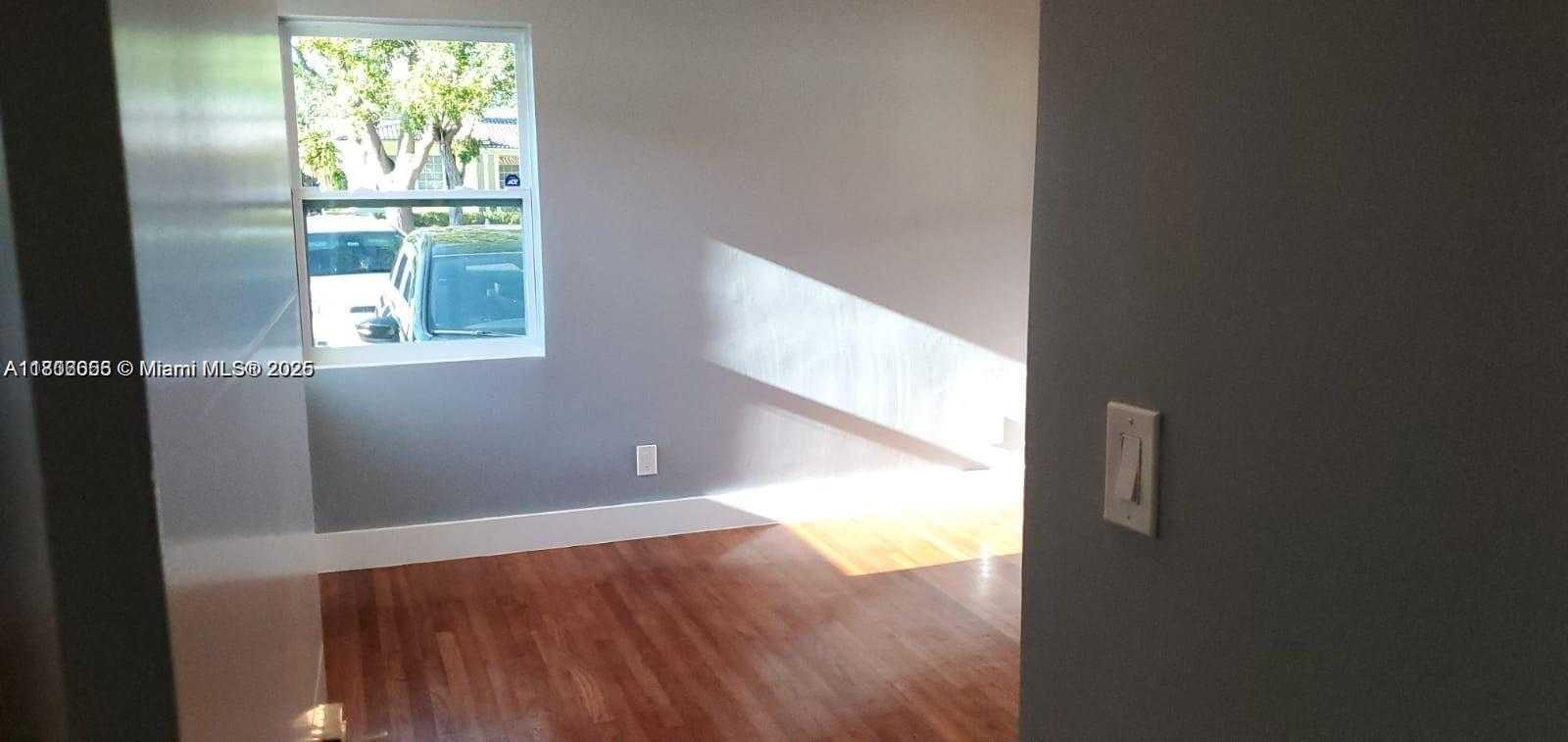 Small Image of 138 NORTH EAST 109TH ST, Miami Shores Number 18