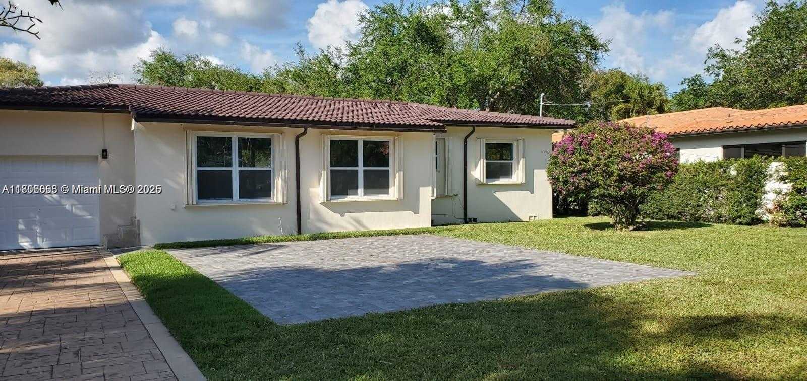 Small Image of 138 NORTH EAST 109TH ST, Miami Shores Number 4
