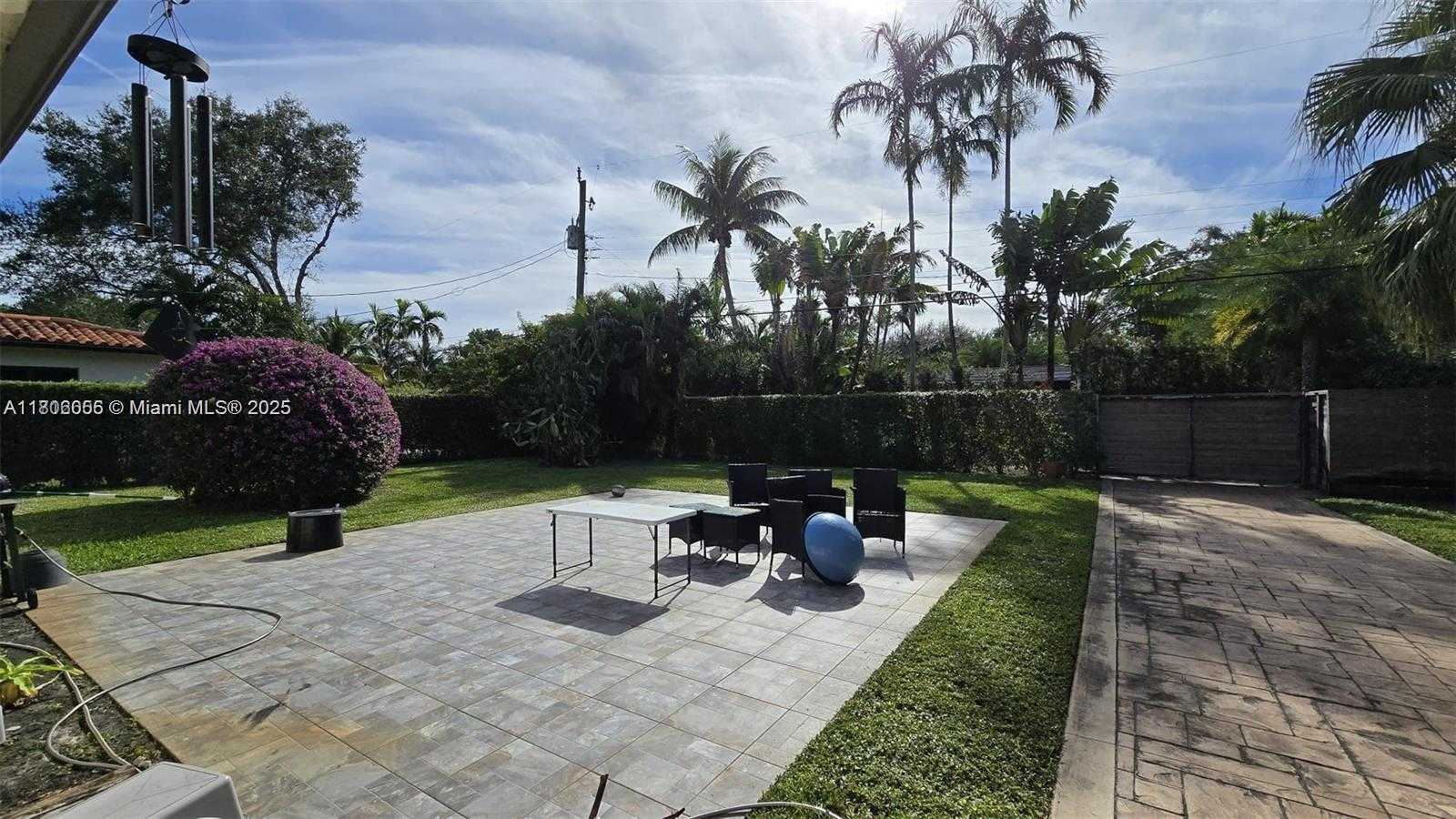 Small Image of 138 NORTH EAST 109TH ST, Miami Shores Number 5