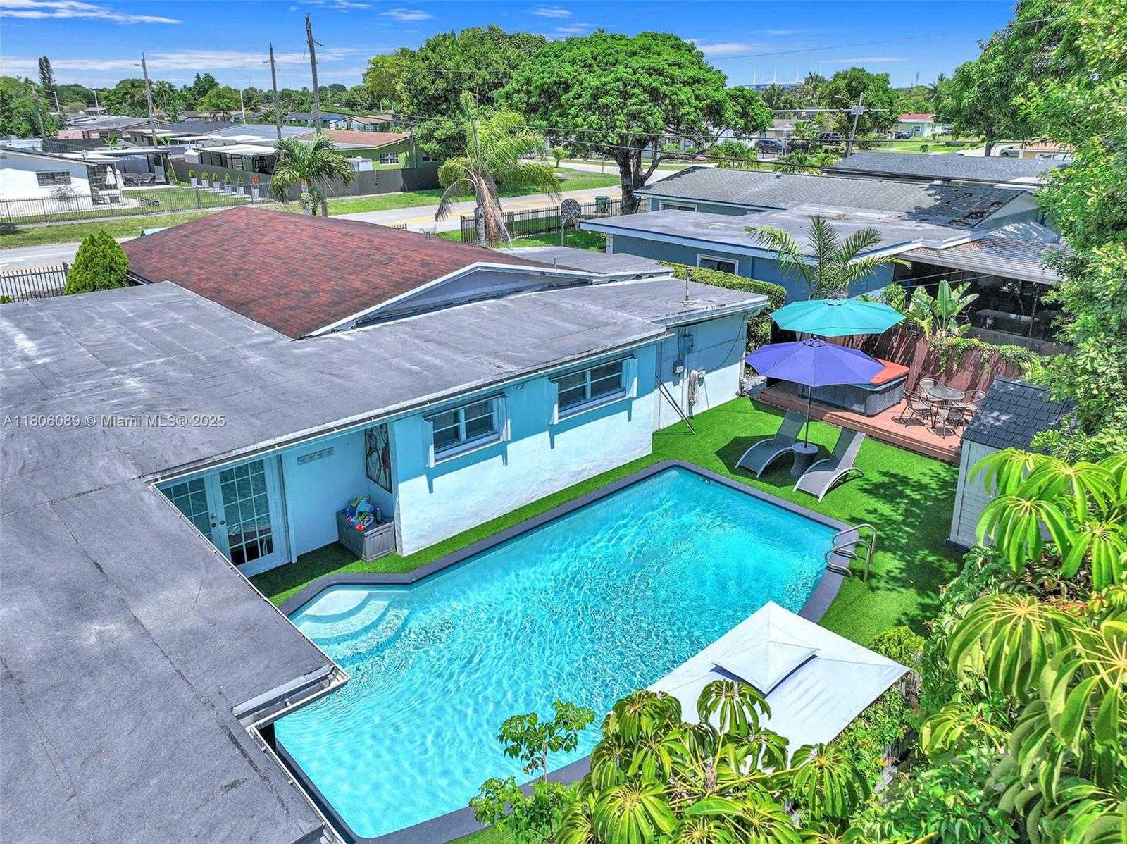 Small Image of 17501 NORTH WEST 12TH AVE, Miami Gardens Number 27