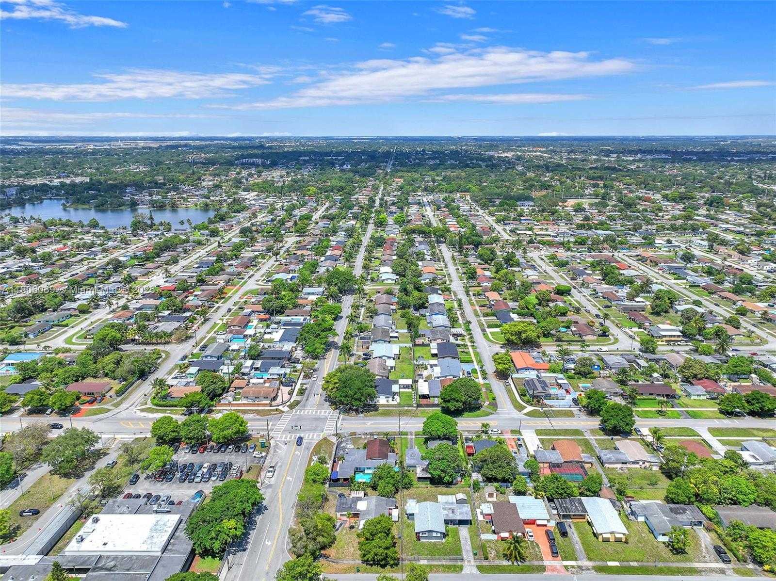Small Image of 17501 NORTH WEST 12TH AVE, Miami Gardens Number 42