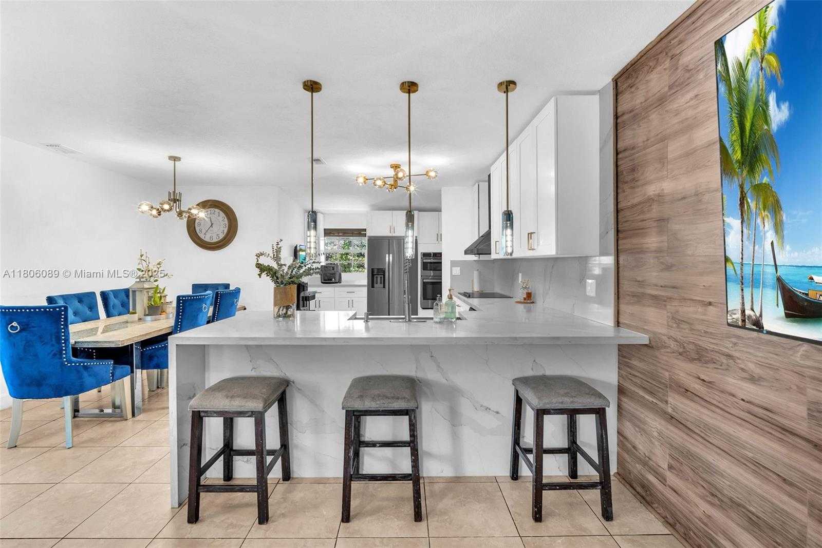 Small Image of 17501 NORTH WEST 12TH AVE, Miami Gardens Number 6