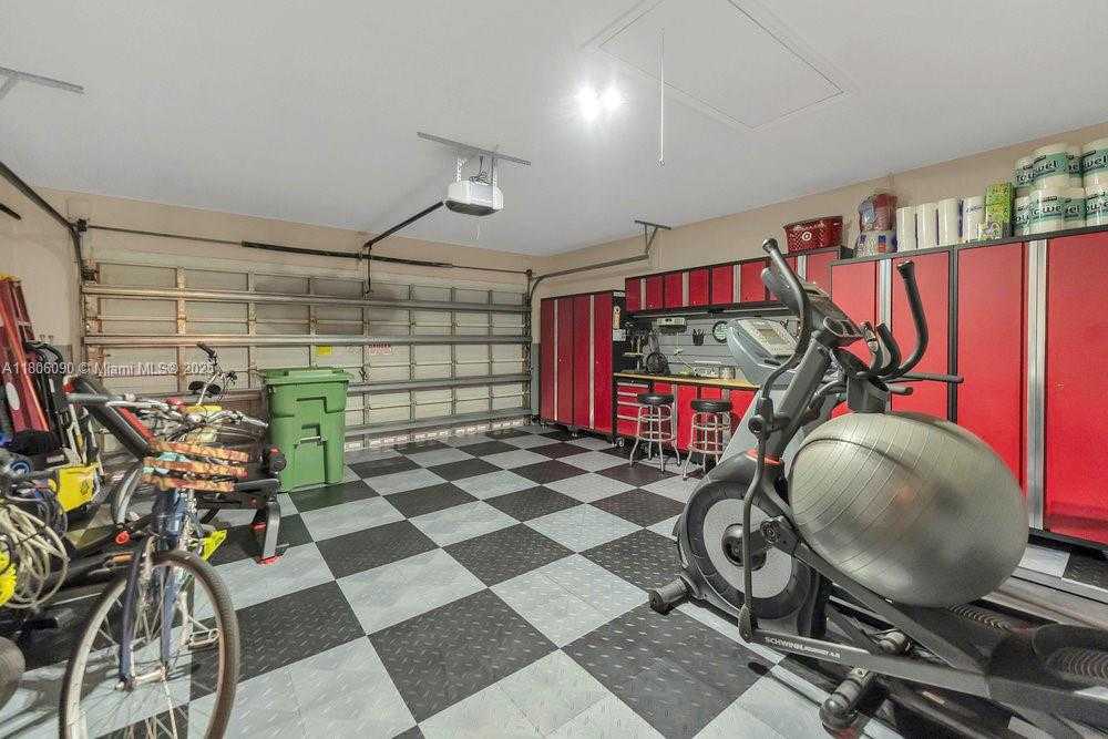 Small Image of 800 LAVENDER CIR, Weston Number 20