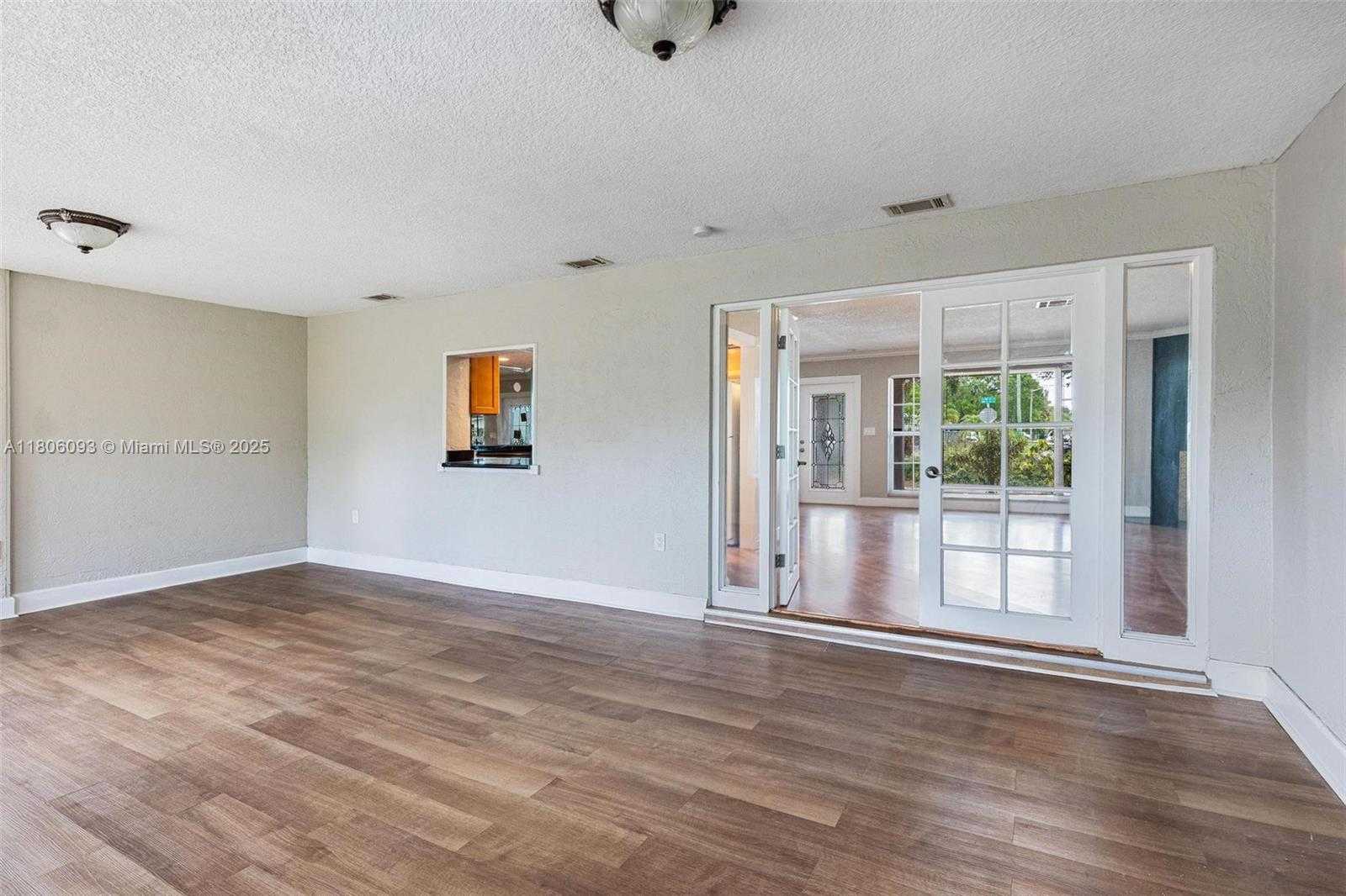 Small Image of 4521 NORTH WEST 12TH TER, Fort Lauderdale Number 10