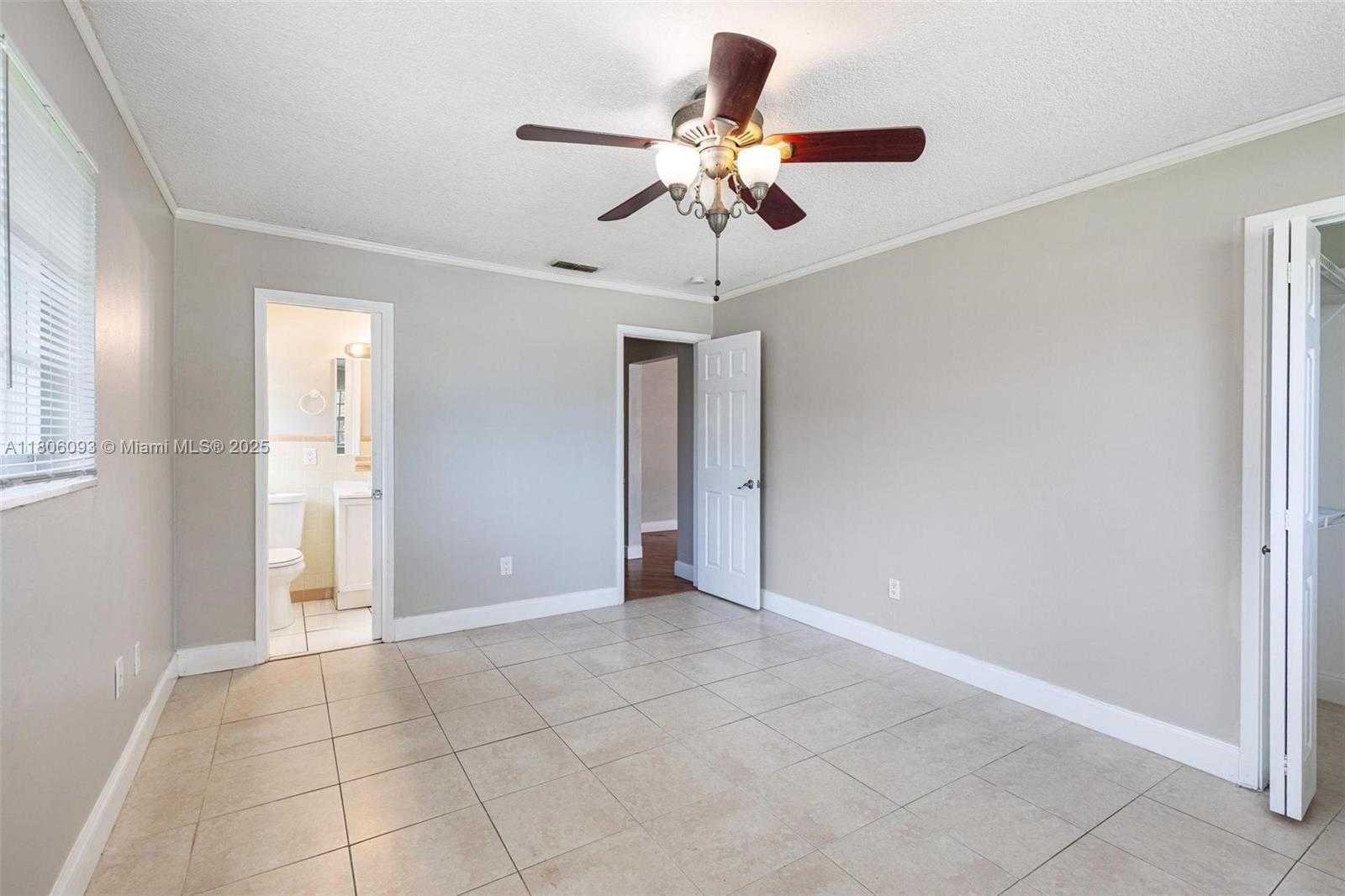 Small Image of 4521 NORTH WEST 12TH TER, Fort Lauderdale Number 17