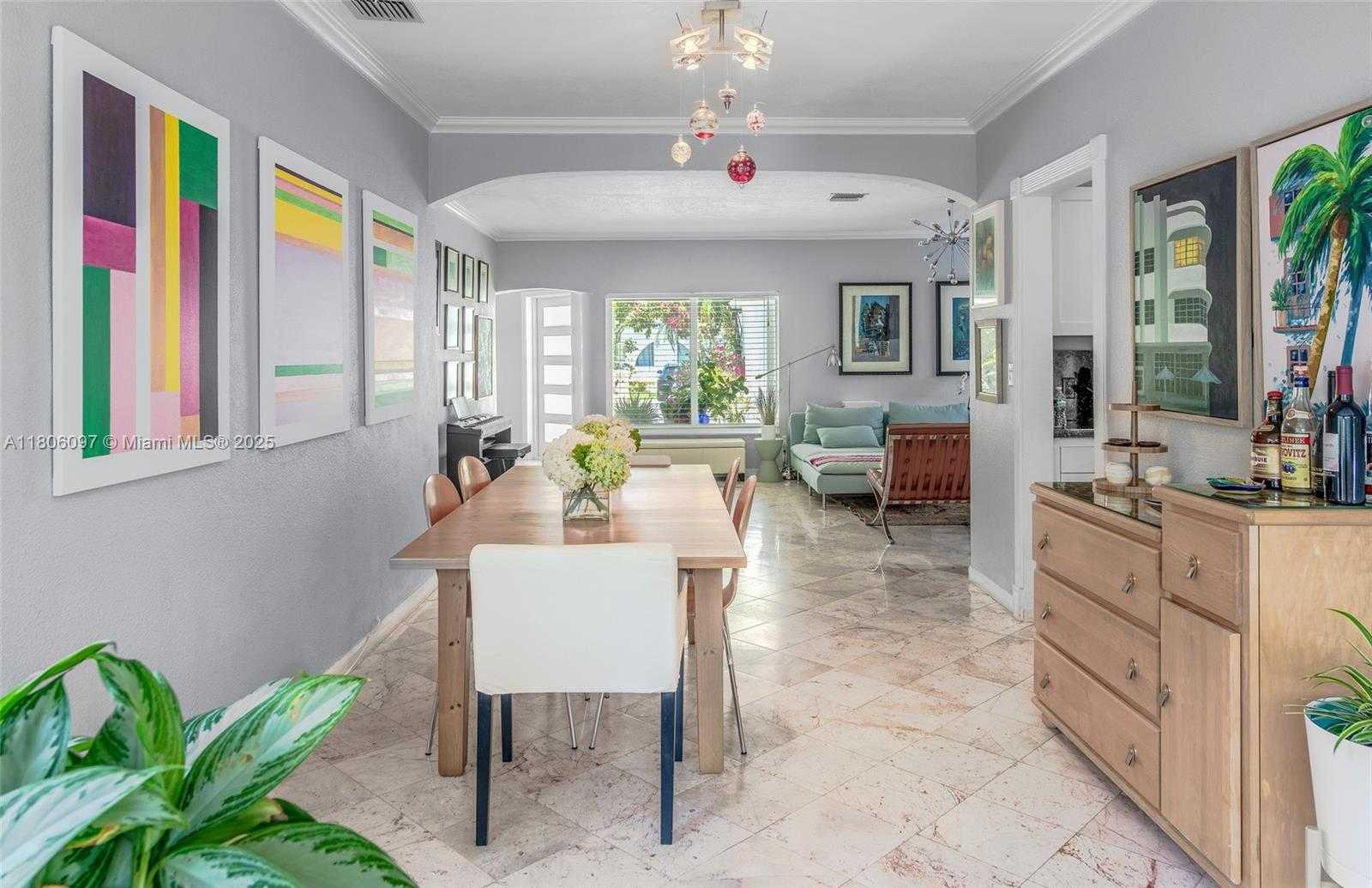 Small Image of 9057 EMERSON AVE, Surfside Number 11