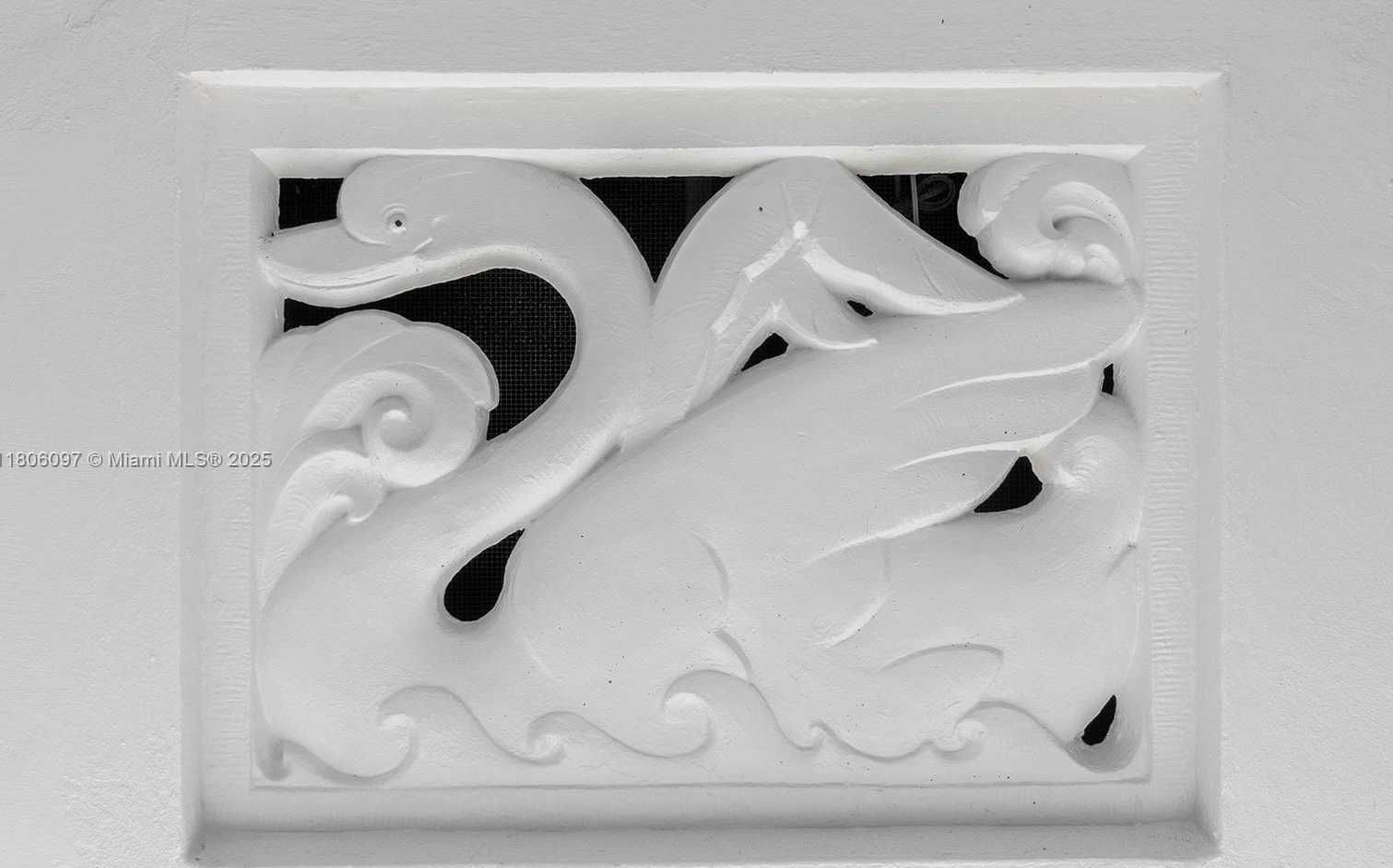 Small Image of 9057 EMERSON AVE, Surfside Number 4