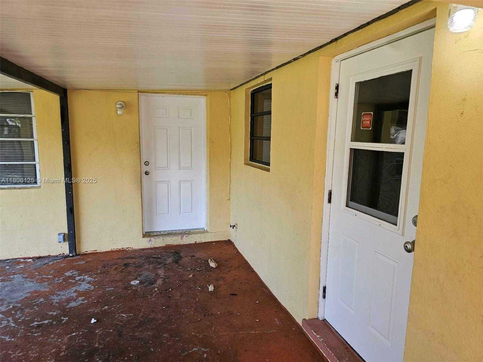 Small Image of 3773 NORTH WEST 1ST CT, Lauderhill Number 2