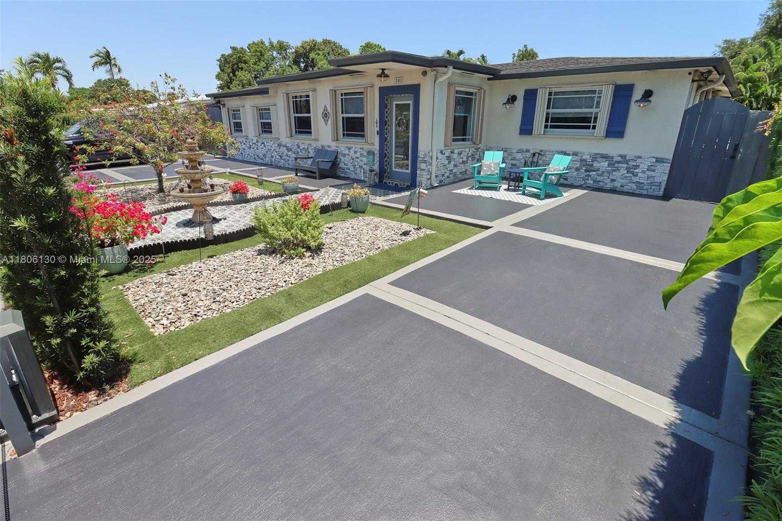 Small Image of 101 NORTH EAST 9TH AVE, Hialeah Number 3