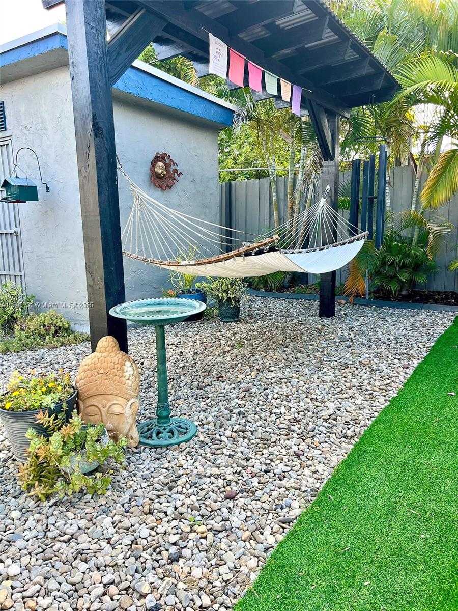 Small Image of 101 NORTH EAST 9TH AVE, Hialeah Number 35