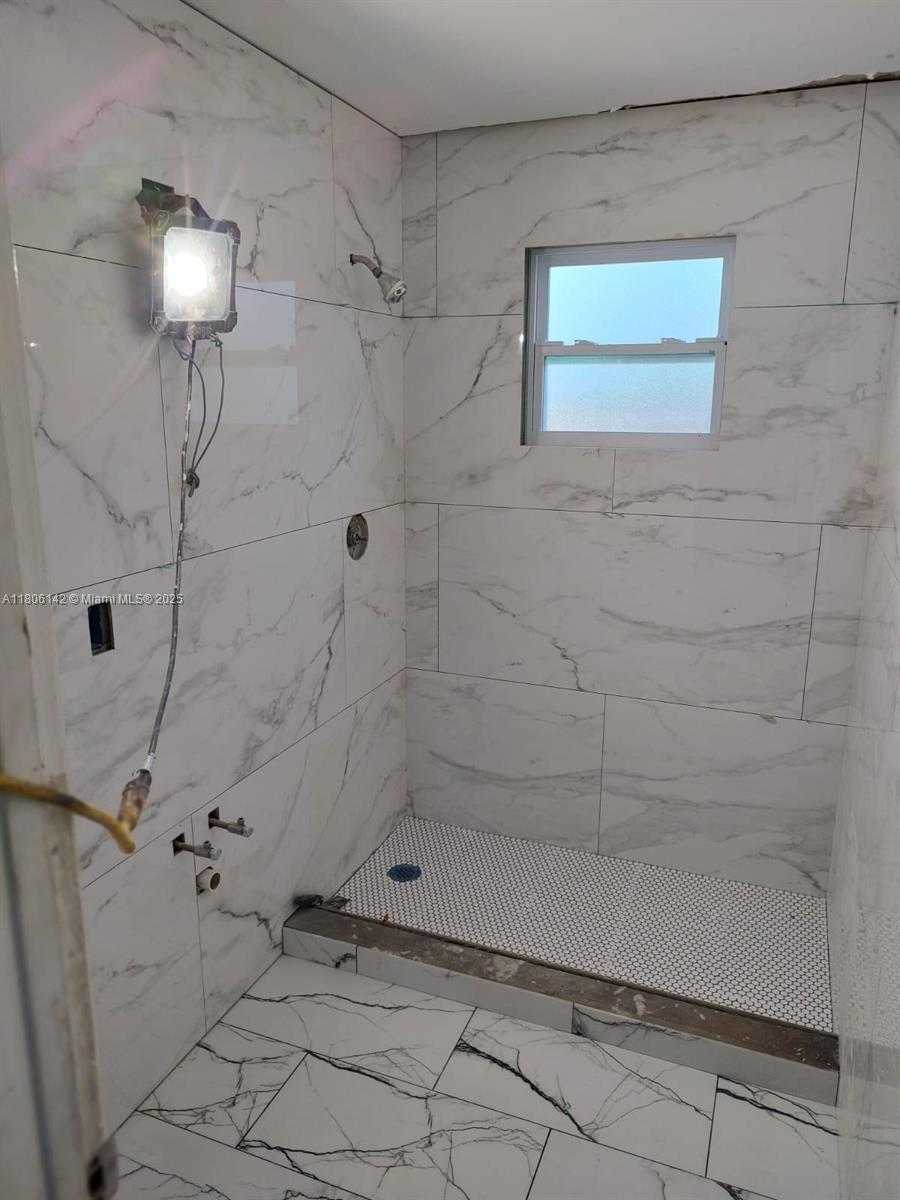 Small Image of 884 MONTEGO DR, West Palm Beach Number 13