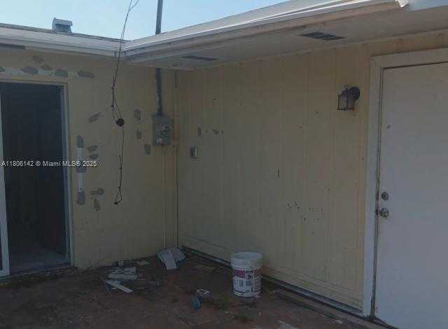 Small Image of 884 MONTEGO DR, West Palm Beach Number 21