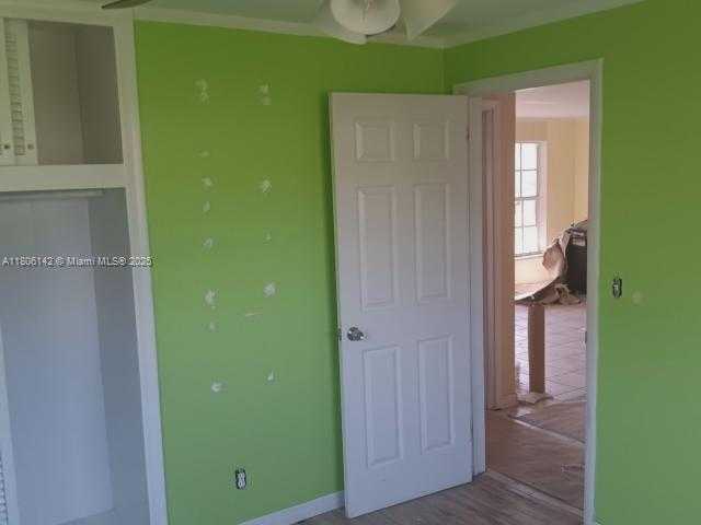 Small Image of 884 MONTEGO DR, West Palm Beach Number 5
