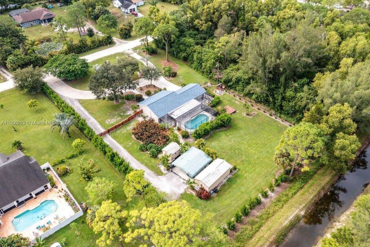 Small Image of 11613 NORTH 42ND RD N, West Palm Beach Number 24