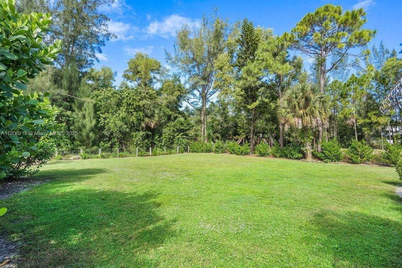 Small Image of 11613 NORTH 42ND RD N, West Palm Beach Number 27