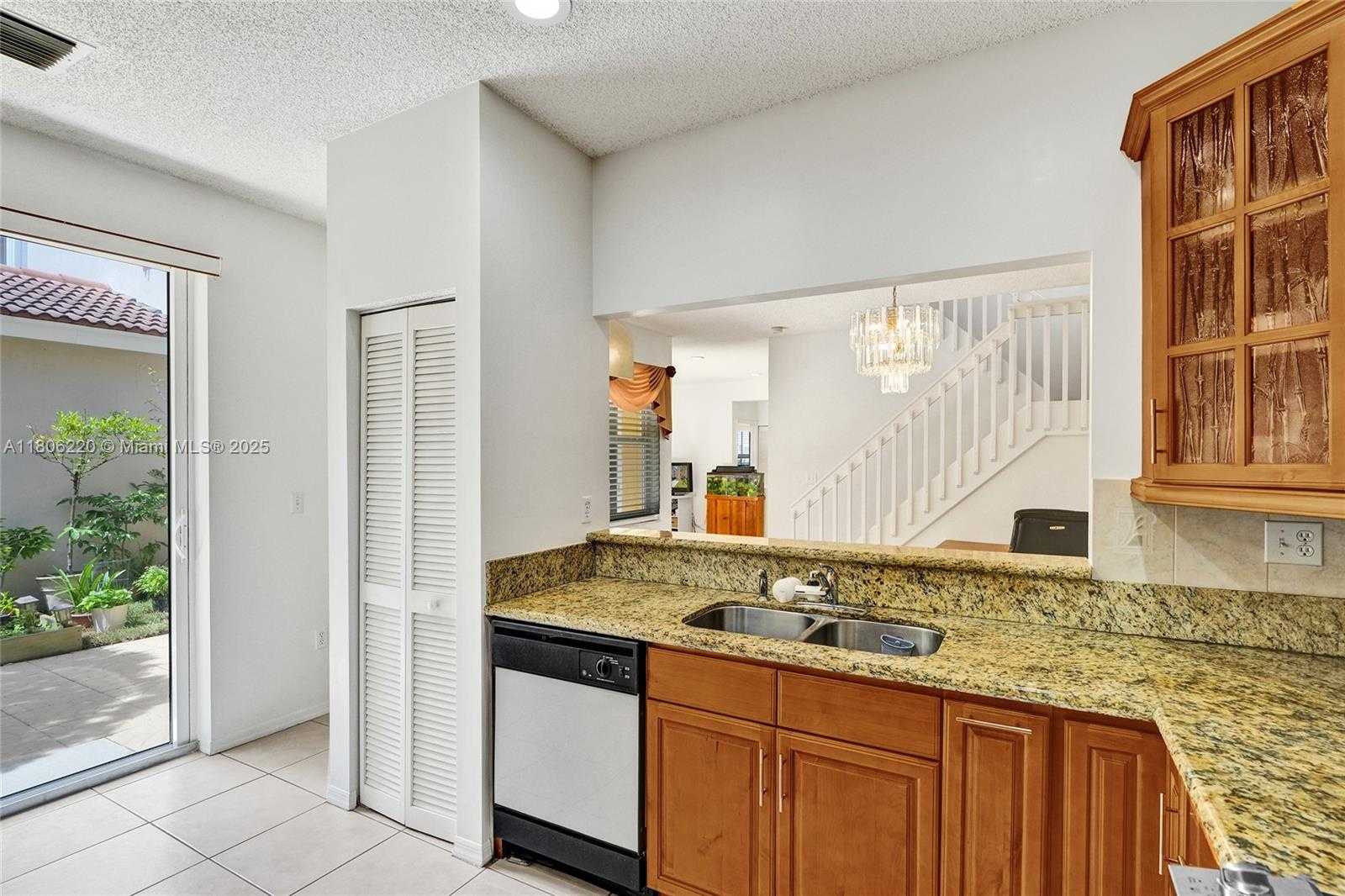 Small Image of 3910 FERN FOREST RD, Cooper City Number 16
