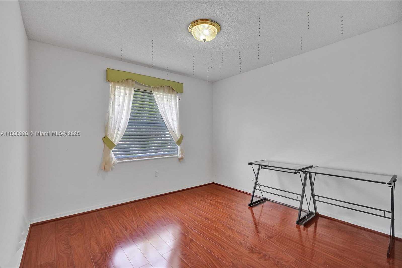 Small Image of 3910 FERN FOREST RD, Cooper City Number 26