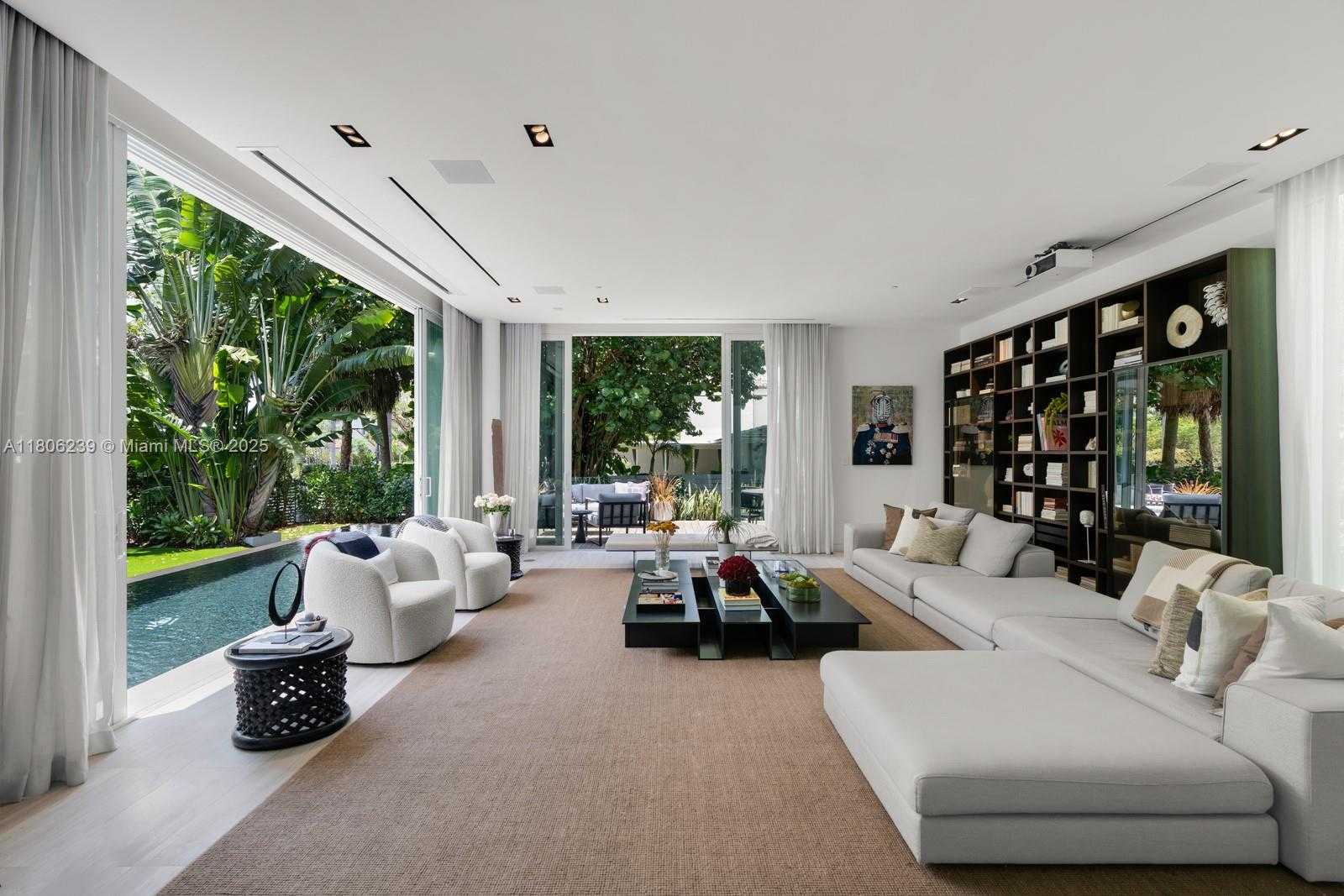 Small Image of 4700 NORTH MERIDIAN AVE, Miami Beach Number 11