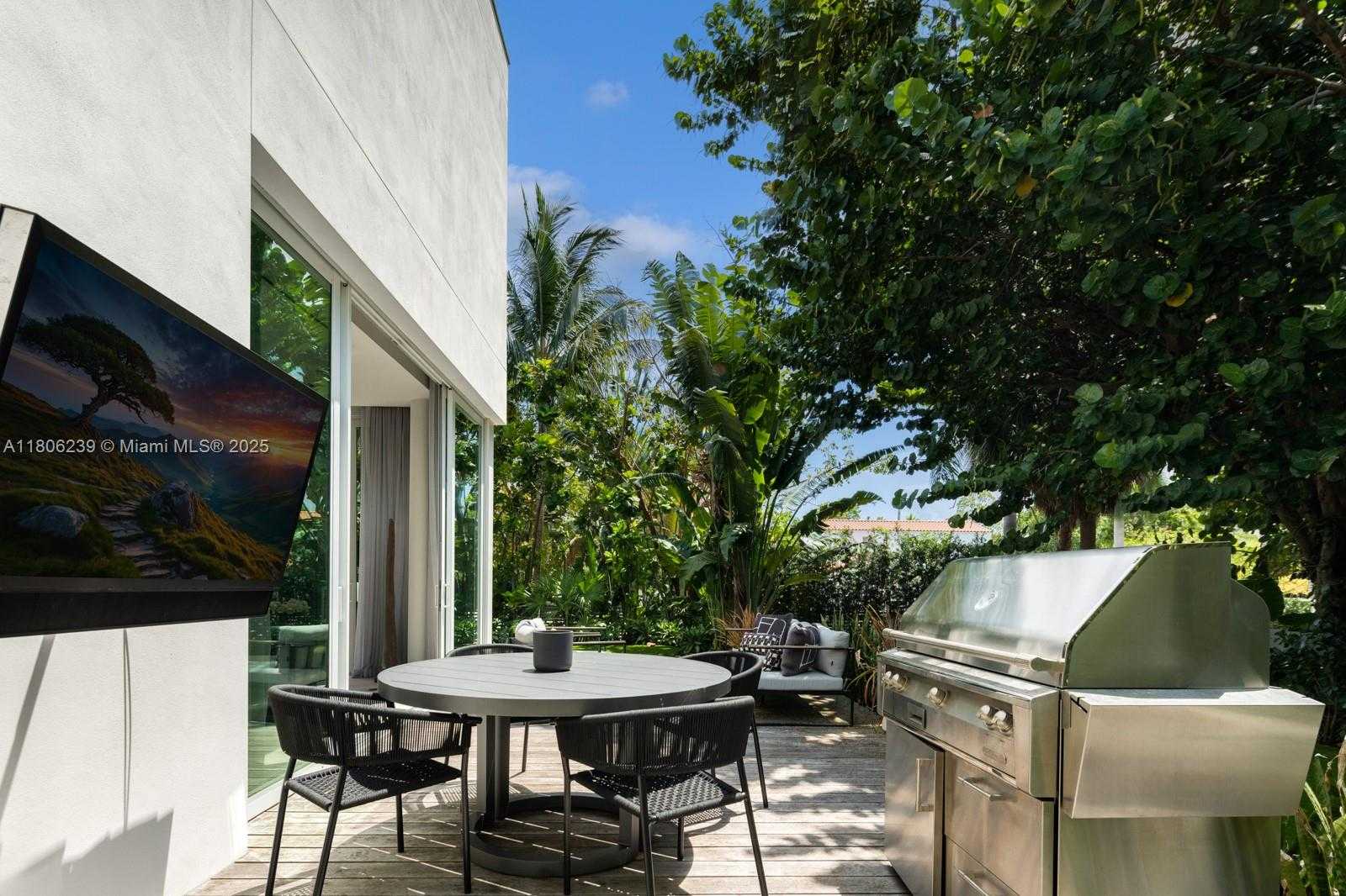 Small Image of 4700 NORTH MERIDIAN AVE, Miami Beach Number 28