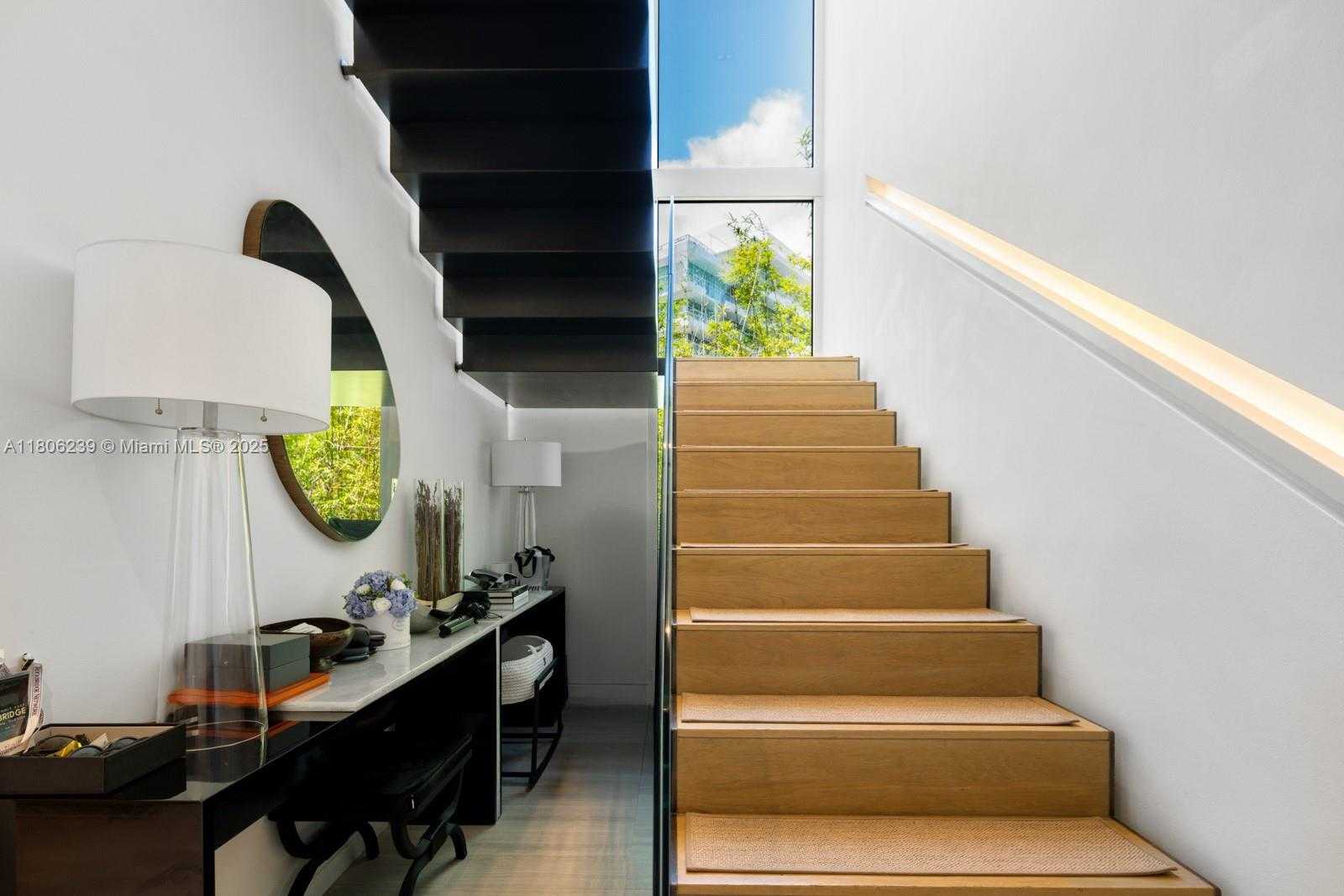 Small Image of 4700 NORTH MERIDIAN AVE, Miami Beach Number 29