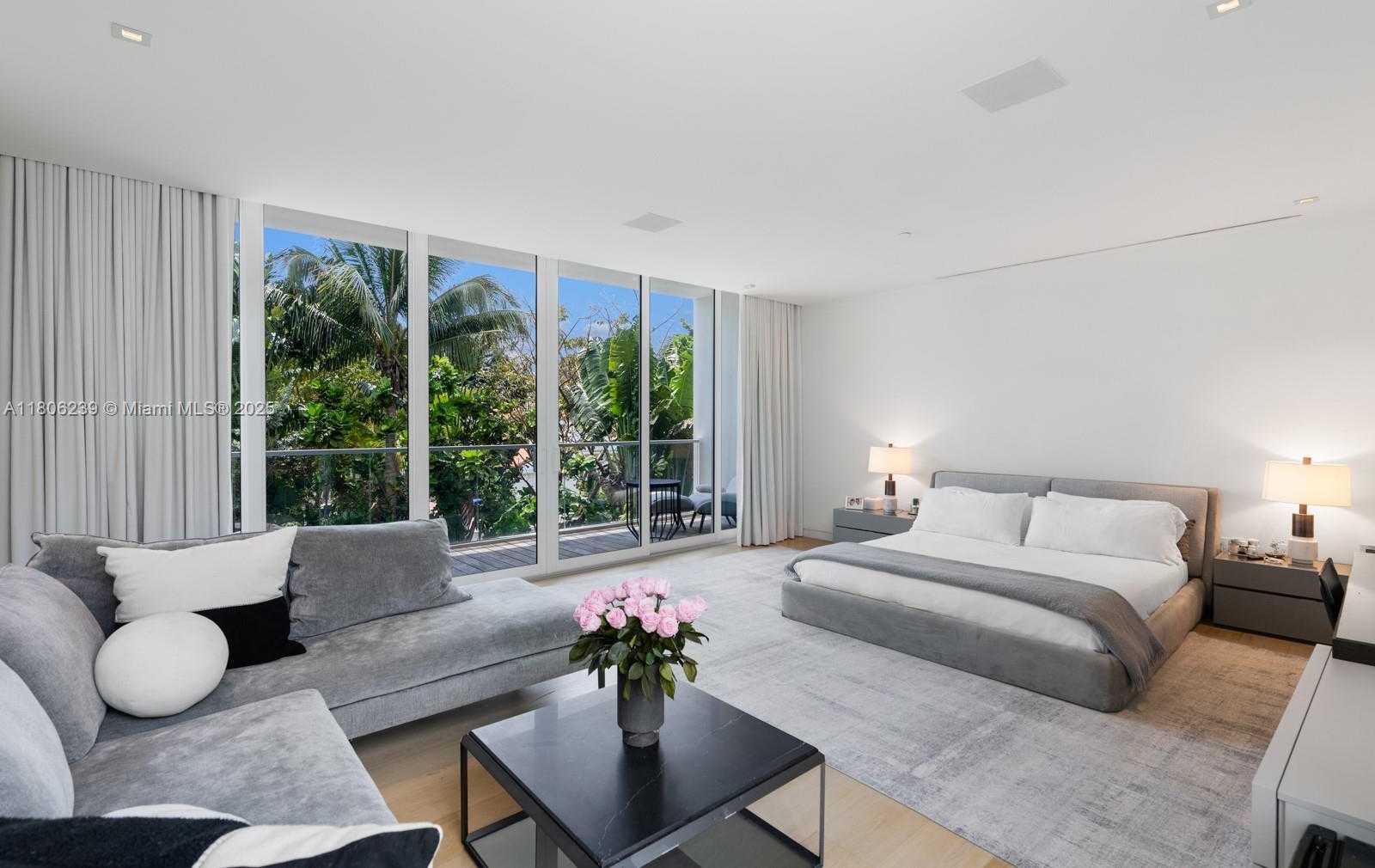 Small Image of 4700 NORTH MERIDIAN AVE, Miami Beach Number 32
