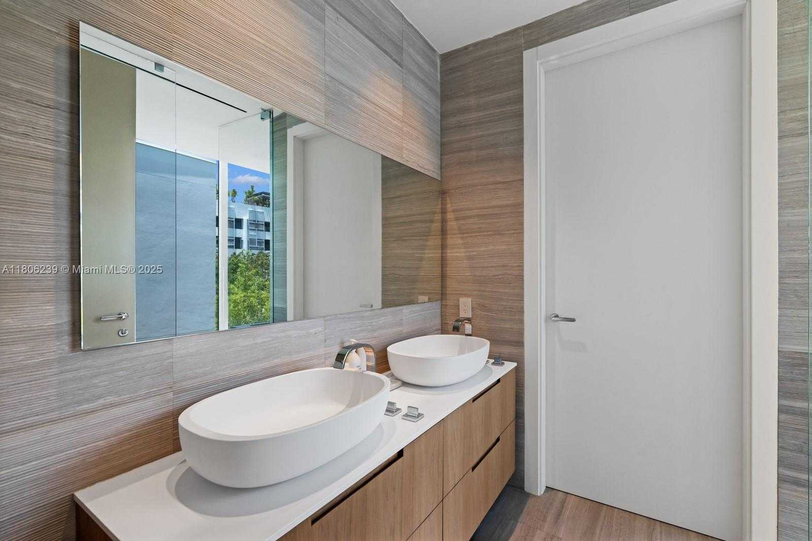 Small Image of 4700 NORTH MERIDIAN AVE, Miami Beach Number 38