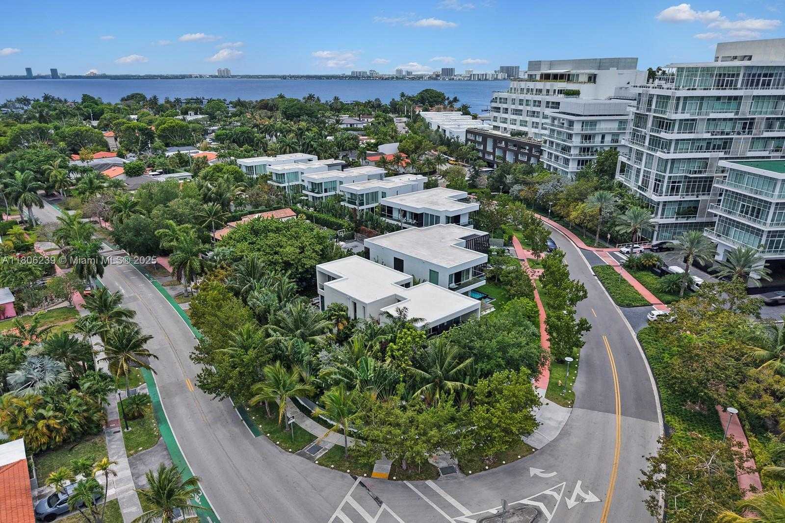 Small Image of 4700 NORTH MERIDIAN AVE, Miami Beach Number 51