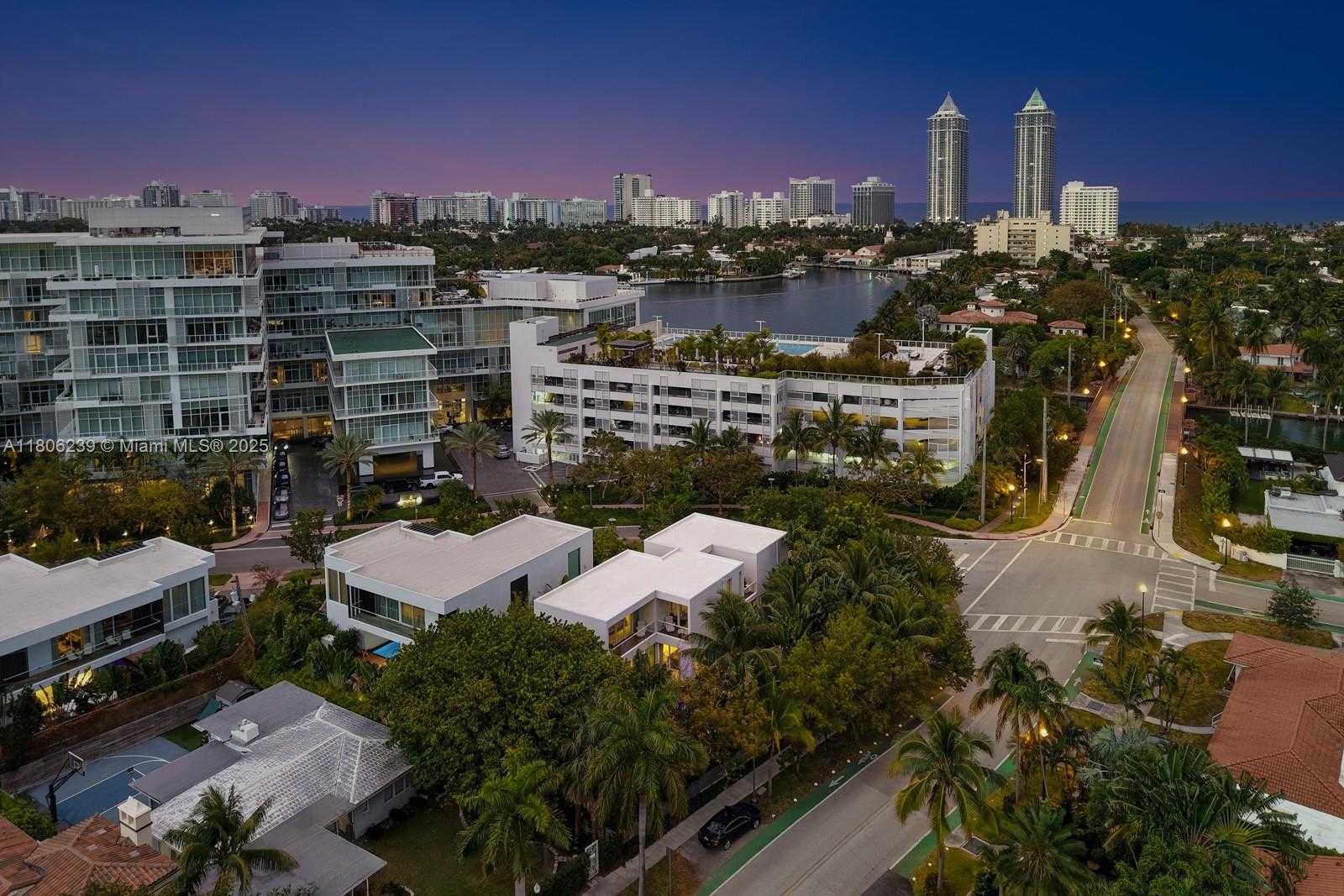 Small Image of 4700 NORTH MERIDIAN AVE, Miami Beach Number 57