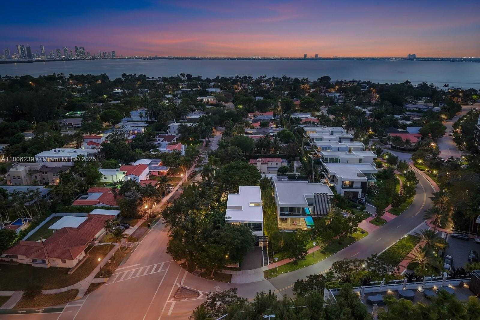 Small Image of 4700 NORTH MERIDIAN AVE, Miami Beach Number 64