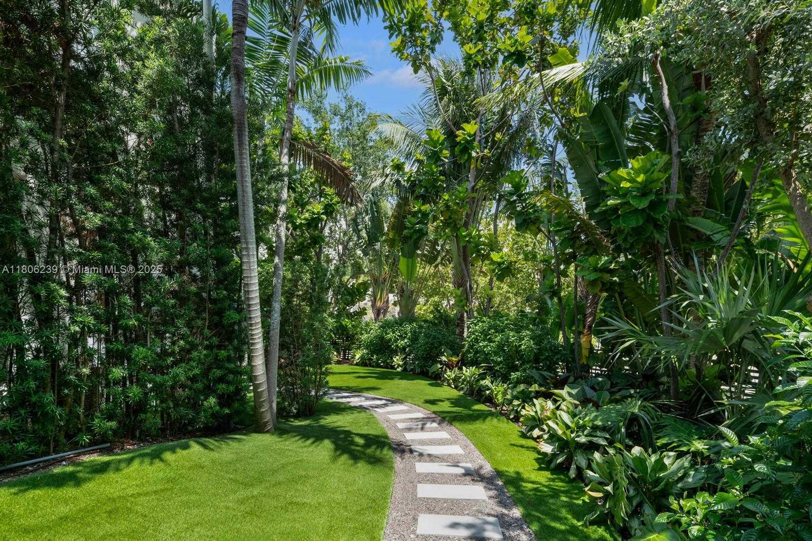 Small Image of 4700 NORTH MERIDIAN AVE, Miami Beach Number 7