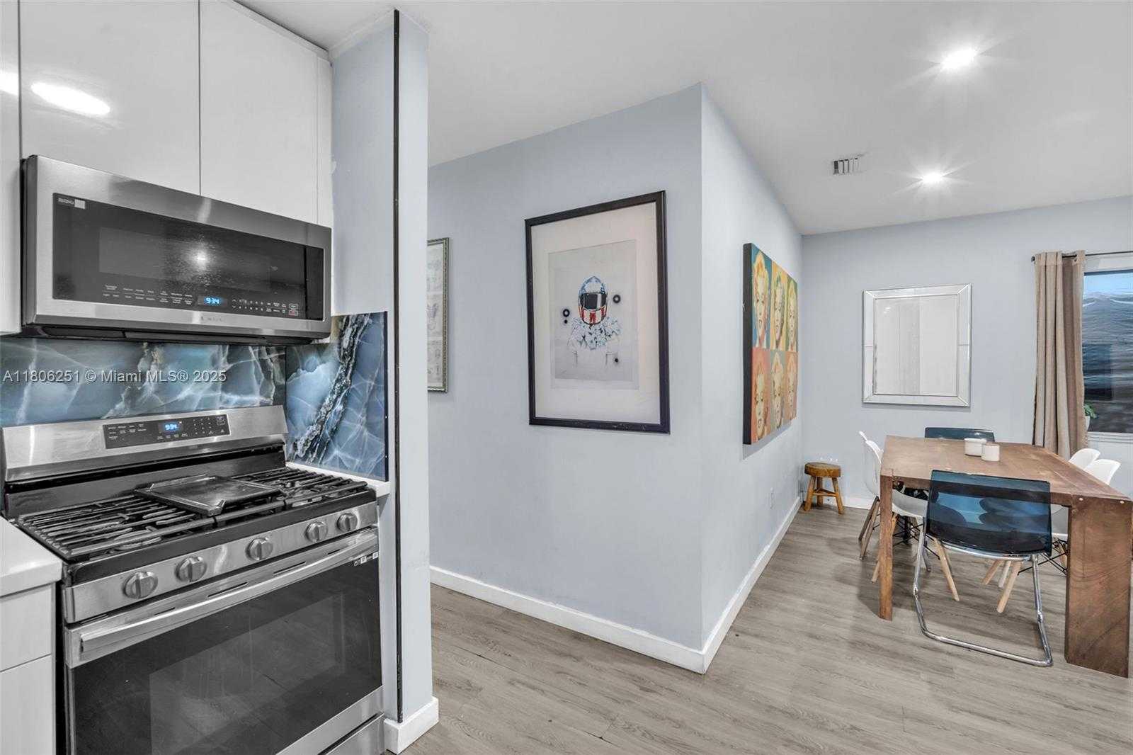 Small Image of 1635 NORTH EAST 174TH ST, North Miami Beach Number 13