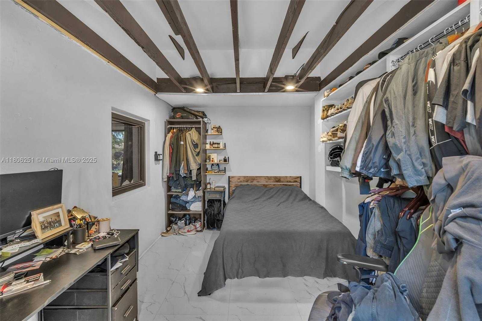 Small Image of 1635 NORTH EAST 174TH ST, North Miami Beach Number 20