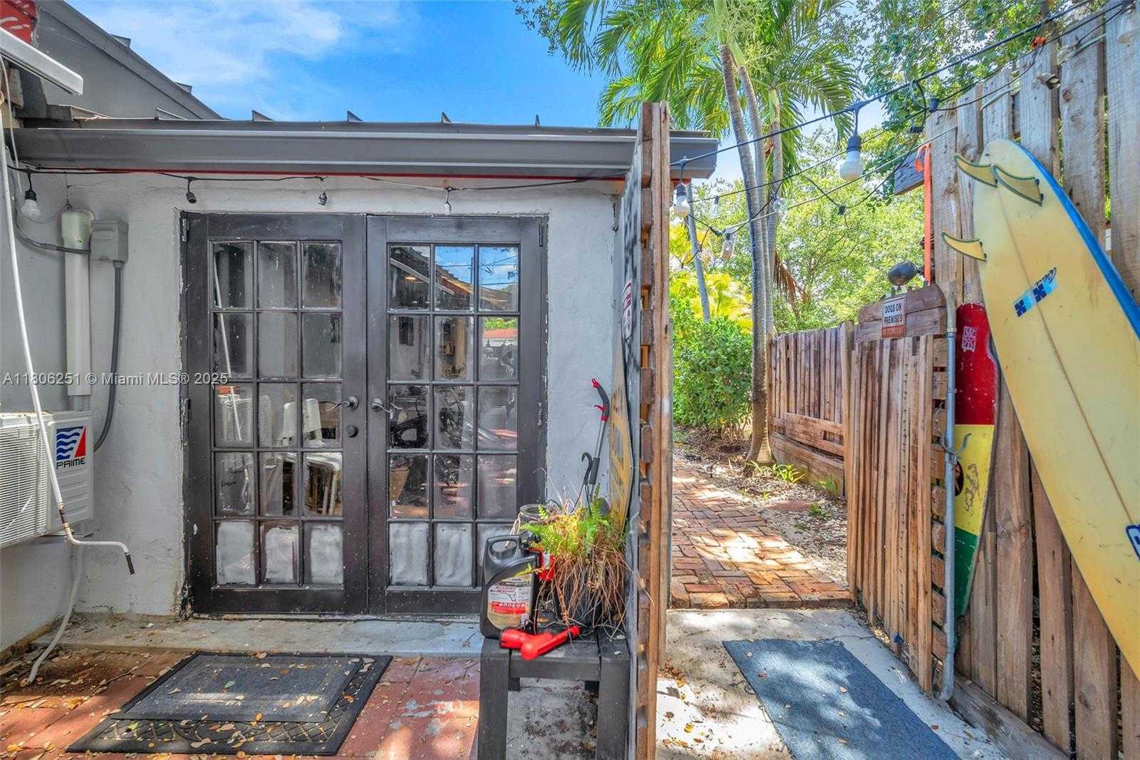 Small Image of 1635 NORTH EAST 174TH ST, North Miami Beach Number 22