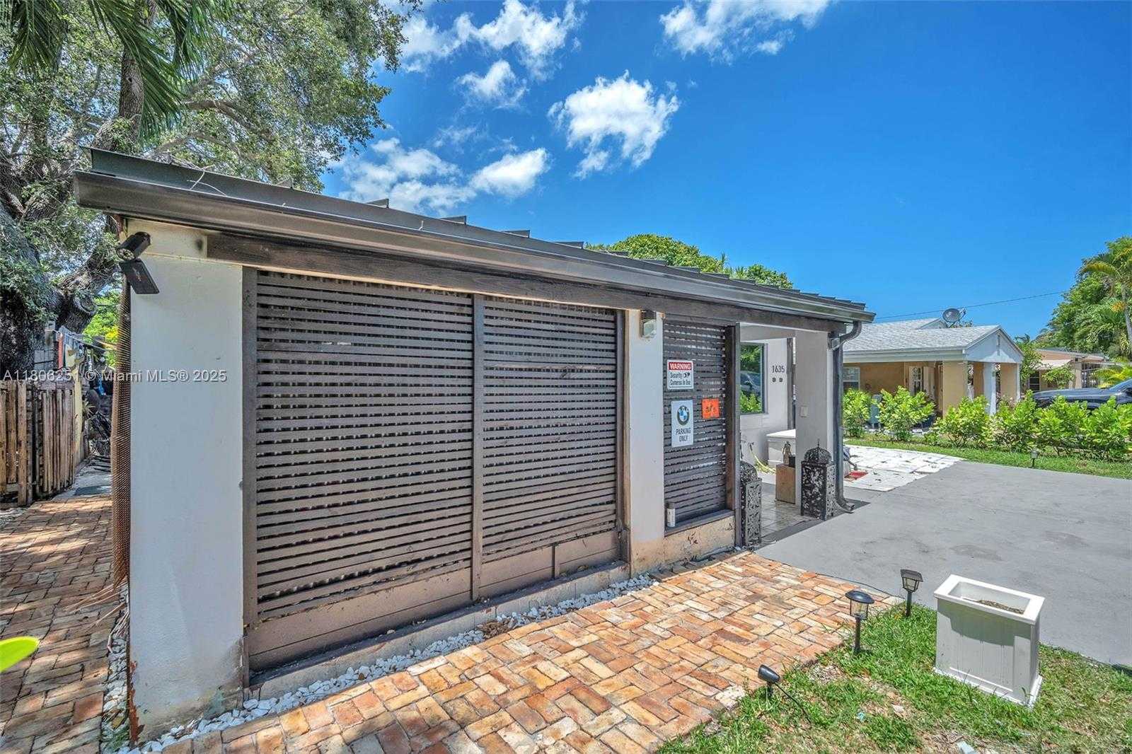 Small Image of 1635 NORTH EAST 174TH ST, North Miami Beach Number 23