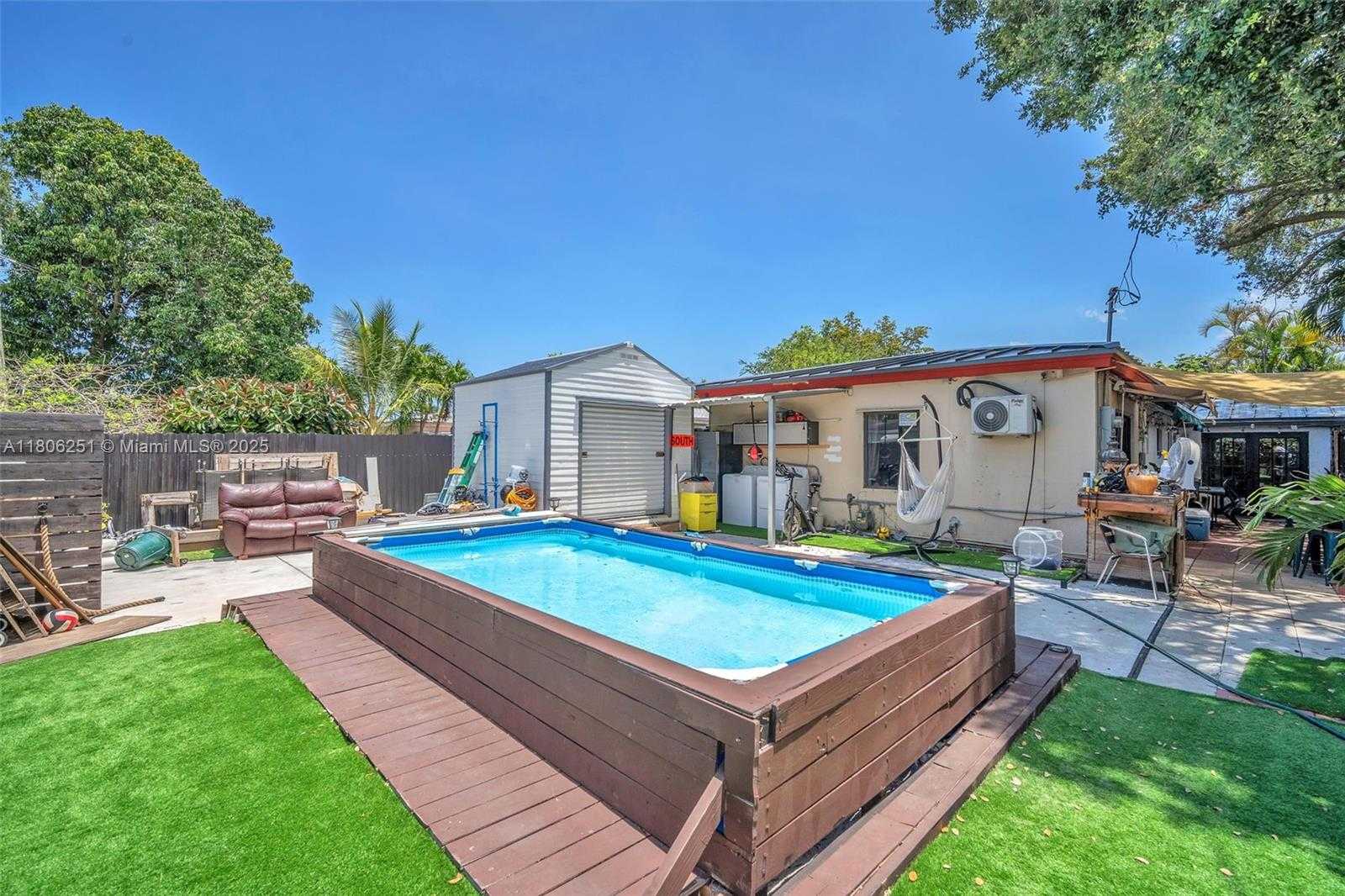 Small Image of 1635 NORTH EAST 174TH ST, North Miami Beach Number 27
