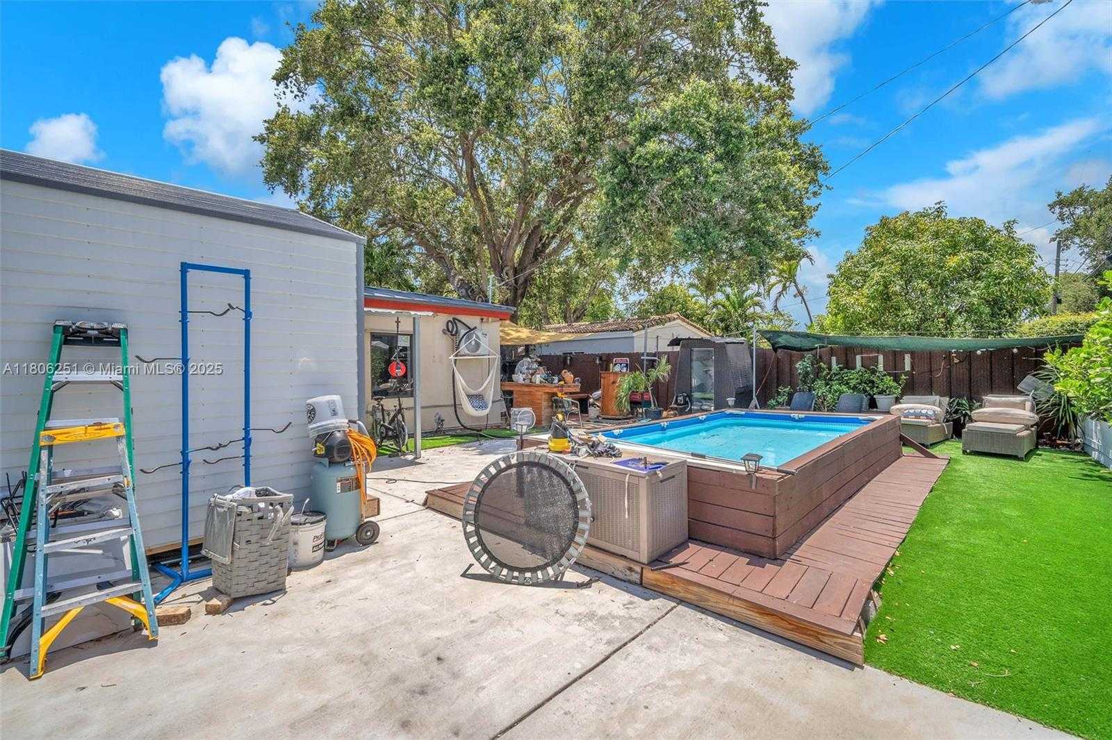 Small Image of 1635 NORTH EAST 174TH ST, North Miami Beach Number 28
