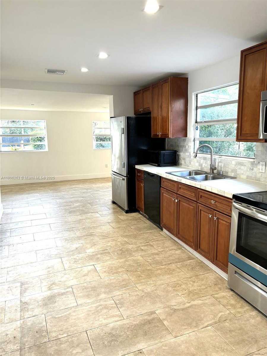 Small Image of 1416 SOUTH WEST 33CT, Fort Lauderdale Number 7