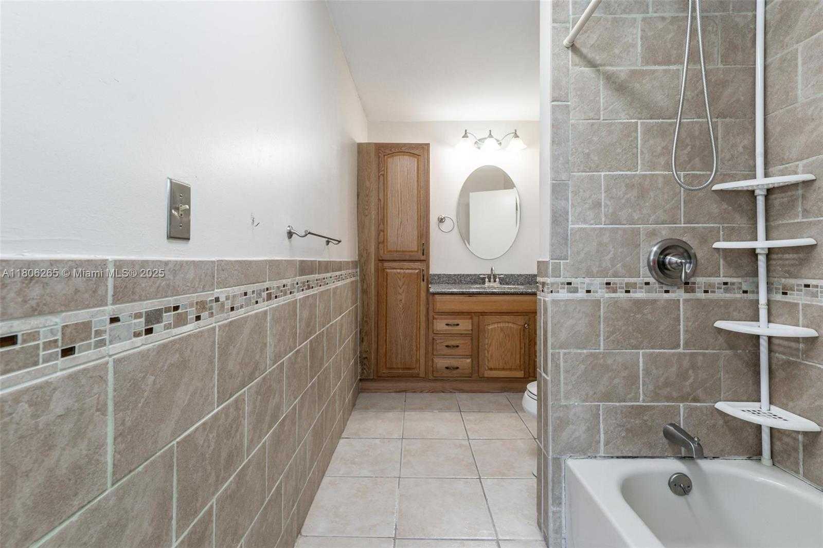 Small Image of 9919 SOUTH WEST 1ST CT, Coral Springs Number 21