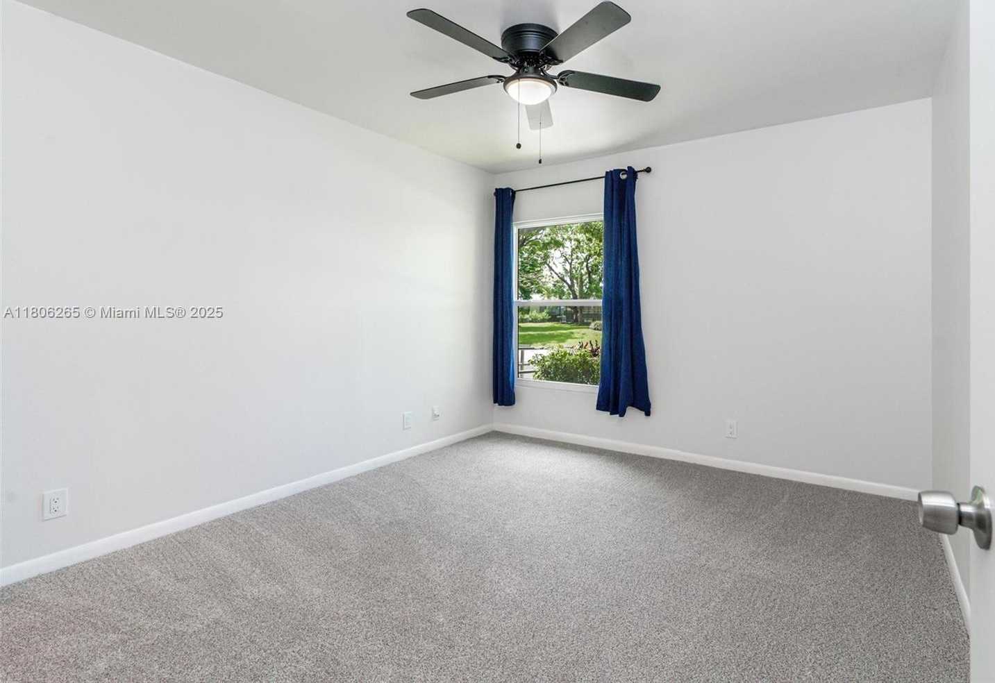 Small Image of 9919 SOUTH WEST 1ST CT, Coral Springs Number 25
