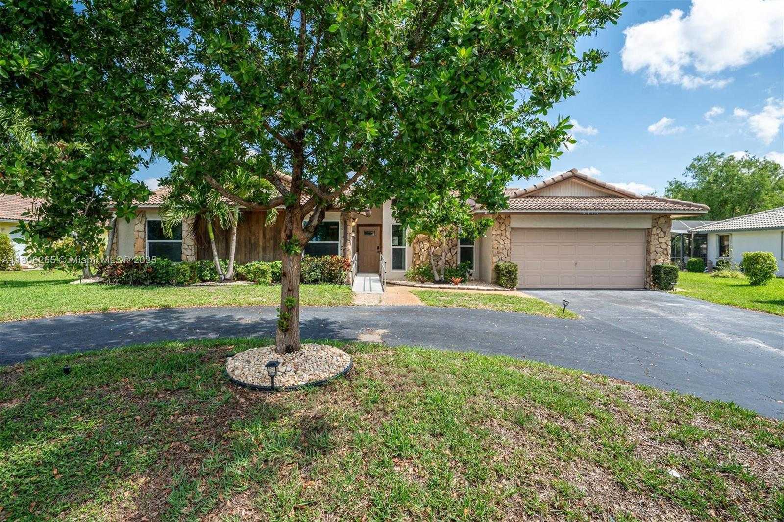 Small Image of 9919 SOUTH WEST 1ST CT, Coral Springs Number 4